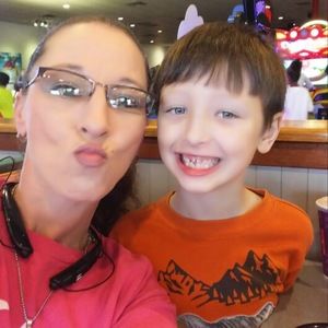 Meet your Posher, Mandy